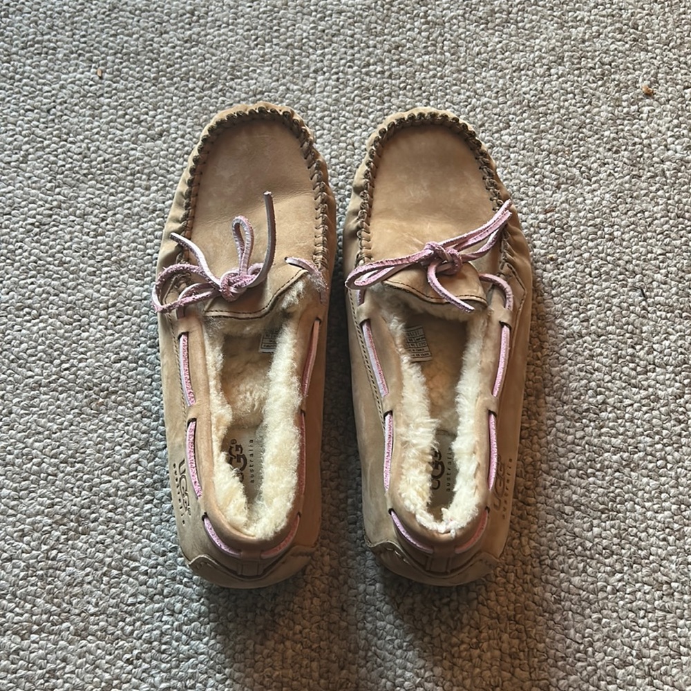 Like new Ugg Moccasins!
